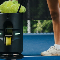 AI球机新低价：Tennibot Partner Lite号称把旗舰智能训练装进固定机身