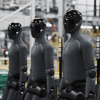 Figure 03 进入宝马工厂：人形机器人开始碰真正的物流活
