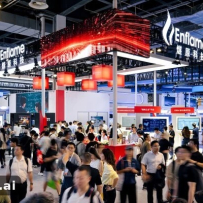 燧原科技WAIC 2026亮出超节点与光互连，国产AI算力要当Token经济底座